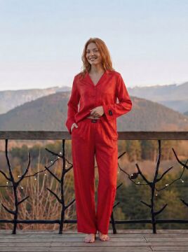 Kırmızı Düğmeli Dokuma Saten Kumaş Pijama Takım