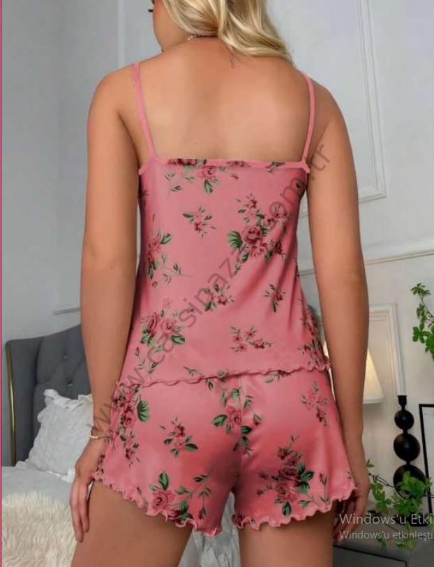 Pembe Çiçek Desenli Örme Şortlu Pijama Takım